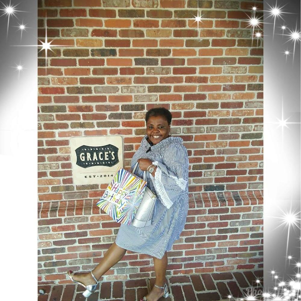 Meet your Posher, Debra